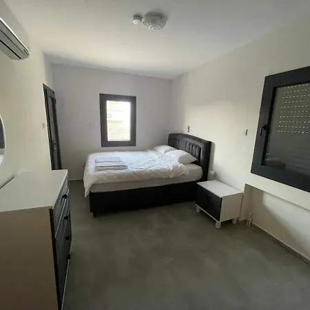 Villa Old House With Pool Cesme