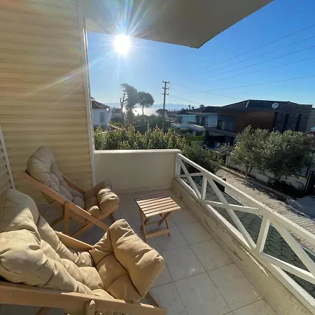 Old House With Pool Cesme