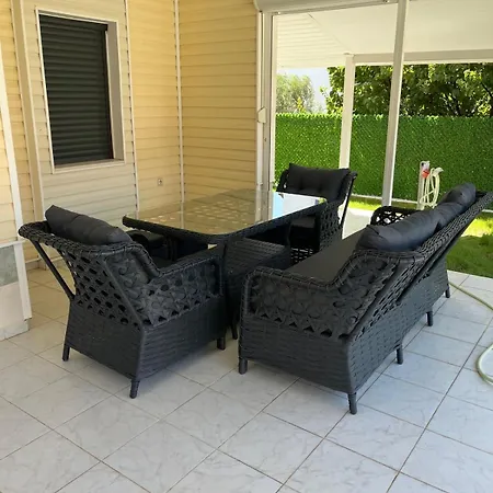 Old House With Pool *