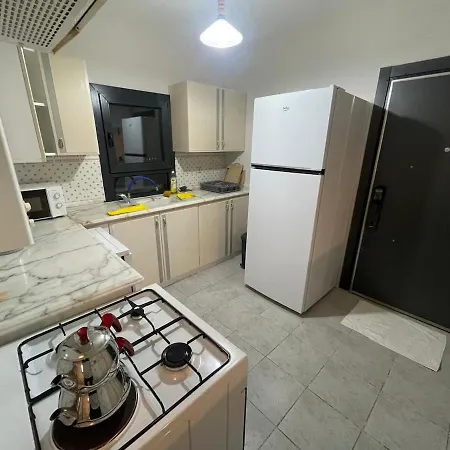 Old House With Pool Çeşme